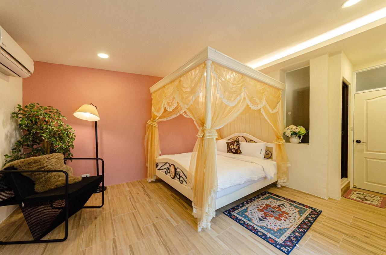 Puli Europe-Style Bnb Bagian luar foto